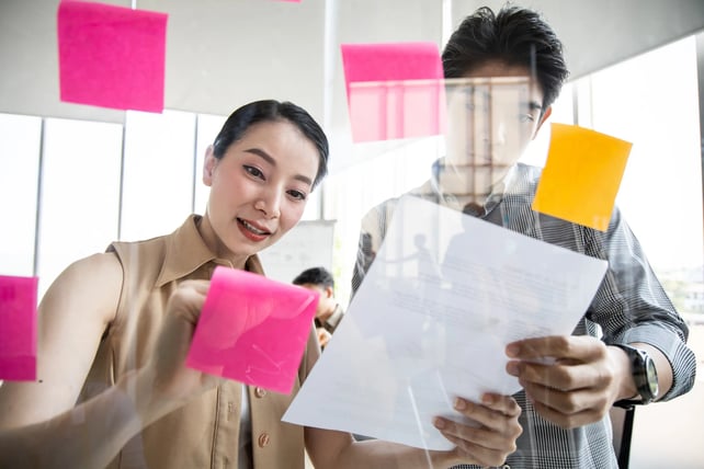 Clear communication between colleagues